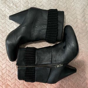 Jessica Simpson black heeled sweater boots